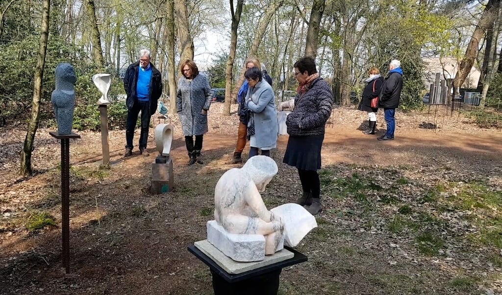 Twee Beeldhouwers Uit Geldrop En Mierlo Exposeren Recente Werk