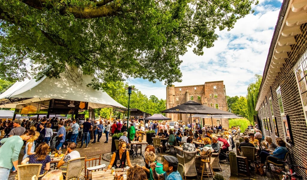 Activiteiten Bij Groot Kasteel Tijdens Dag Van Het Kasteel Al Het