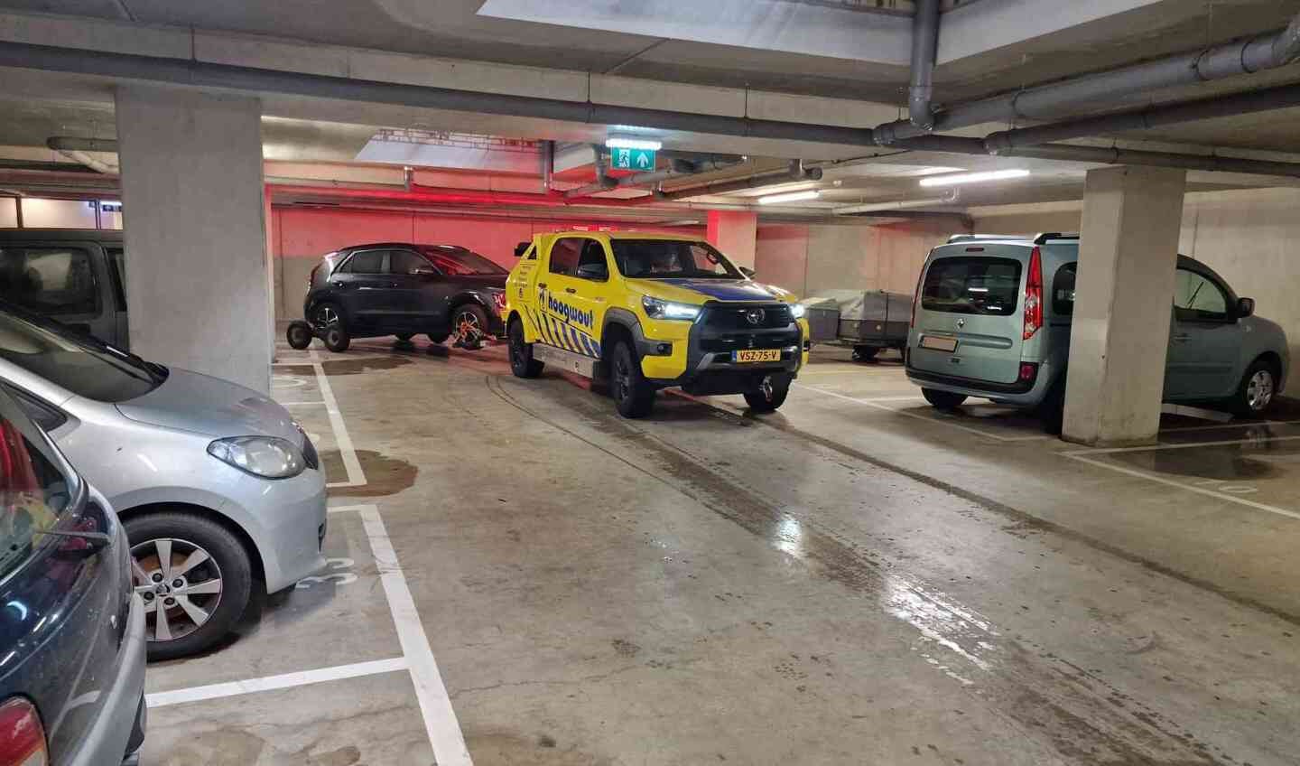 Fotos Van Autos Ondergelopen Parkeergarage Purmerend Al Het Nieuws