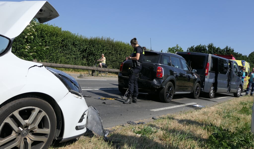 Drie Gewonden Bij Kettingbotsing In Rockanje Adverteren