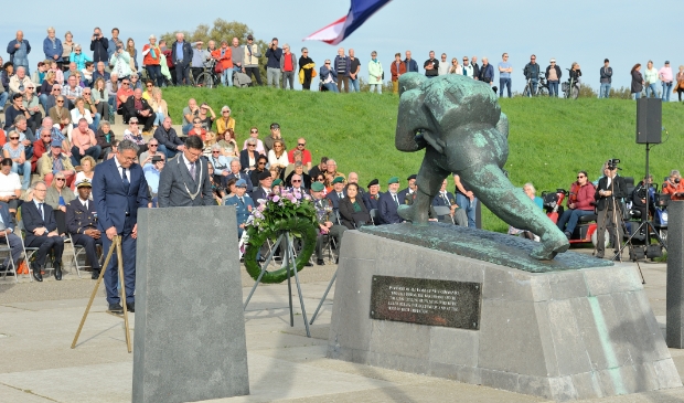 Bevrijding Van Vlissingen En Slag Om De Schelde Herdacht - Oozo.nl