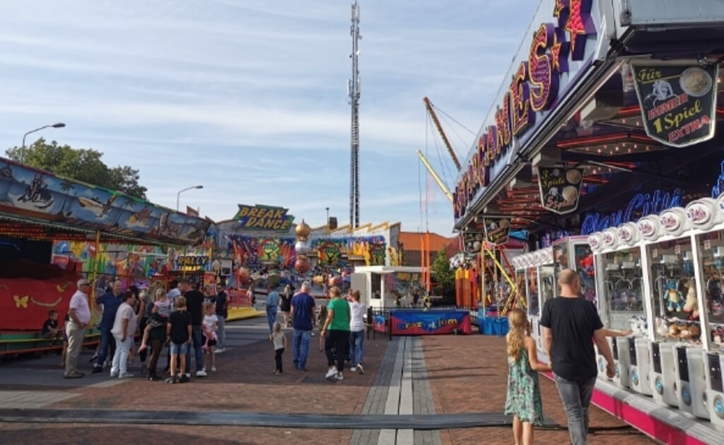 Feestelijke aftrap kermissen Boxtel en Liempde Dé site voor Boxtel