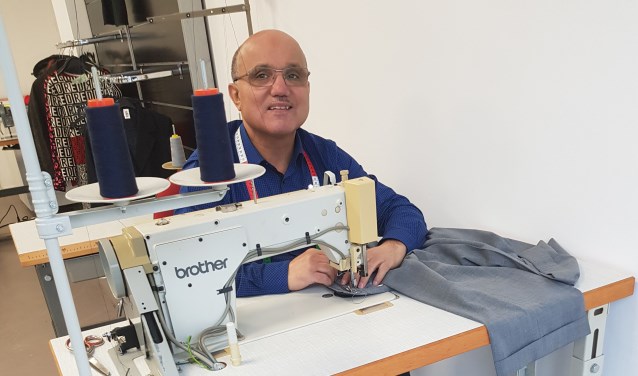 De Handige Naald eindelijk open
