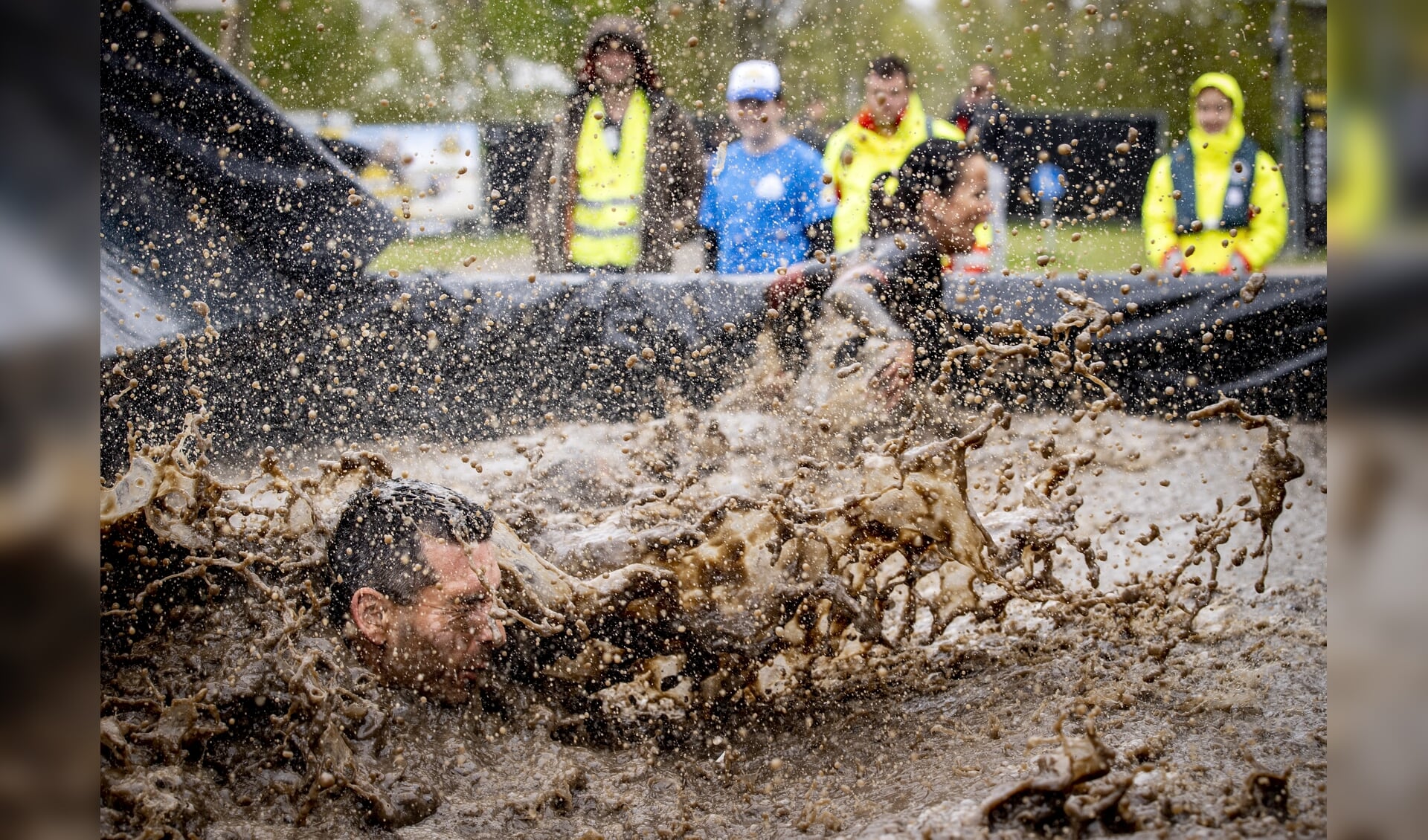 Mud Masters Als Fieldlab Nederlands Dagblad De Kwaliteitskrant Van