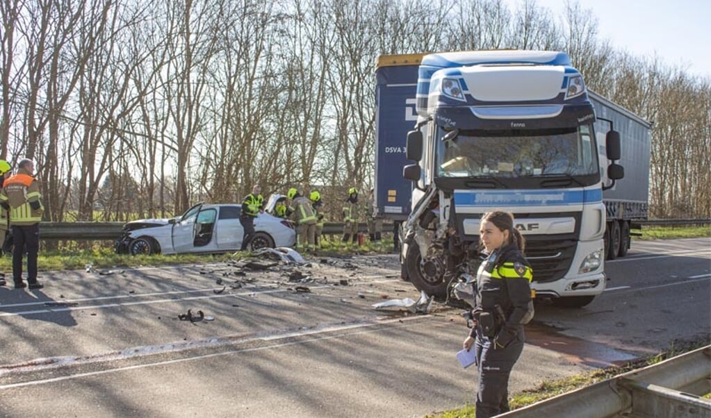 Gewonde En Ravage Bij Ongeval Eendrachtweg Het Nieuws Uit Halsteren