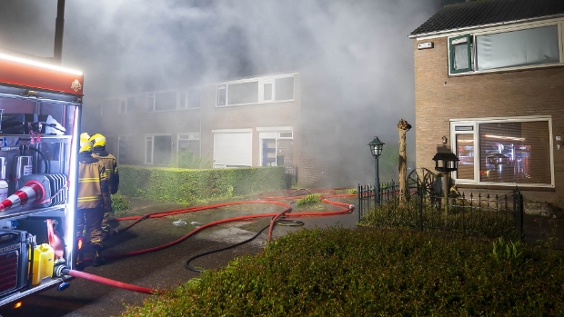 Felle Uitslaande Brand In Twee Woningen Megen Oozo Nl