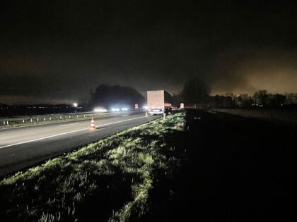 Auto En Vrachtwagen Botsen Op A50 Kliknieuws Nl De Snelste Lokale