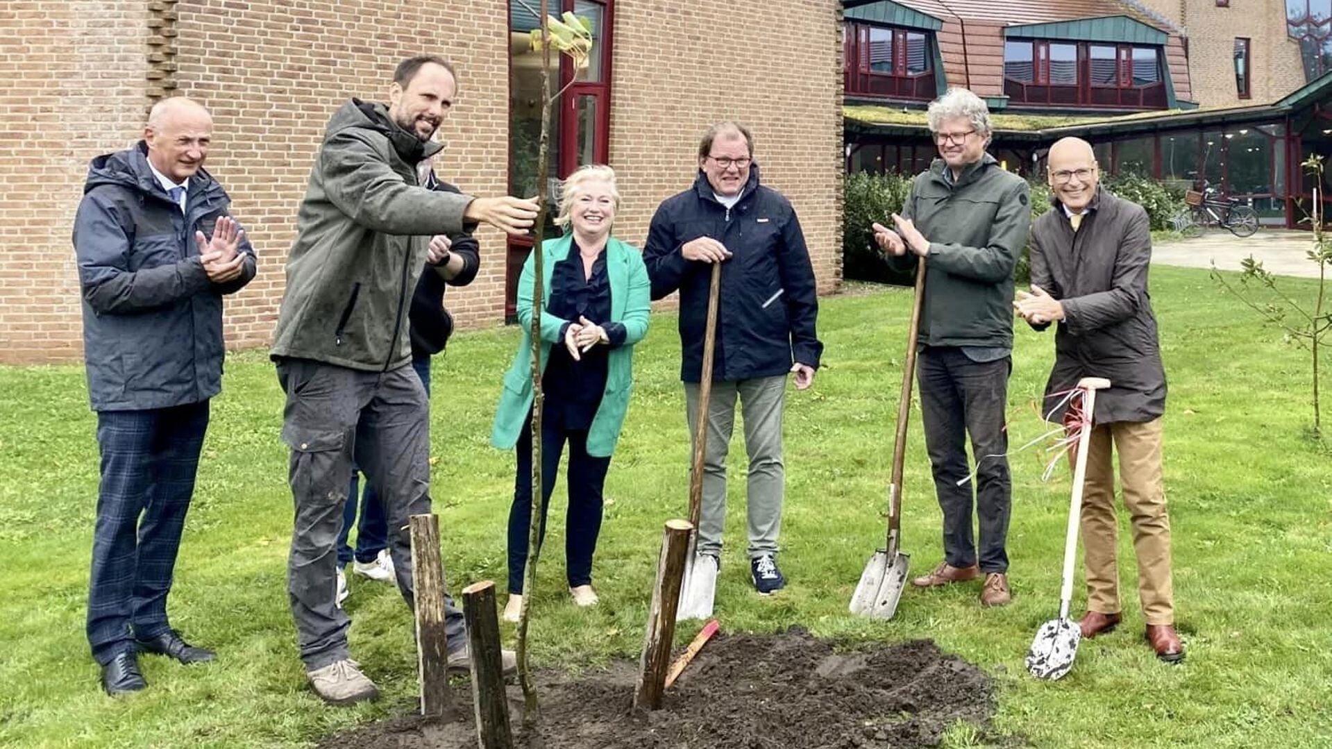 Ent Van Wolkers Tulpenboom Op Texel Al Het Nieuws Uit Oegstgeest