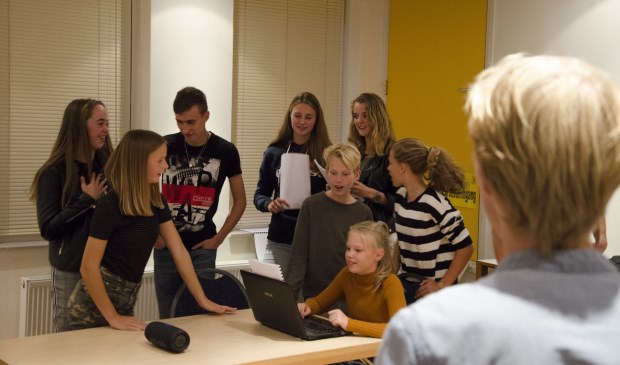 'Wat binne wy moai fuort net' verplaatst naar zondag