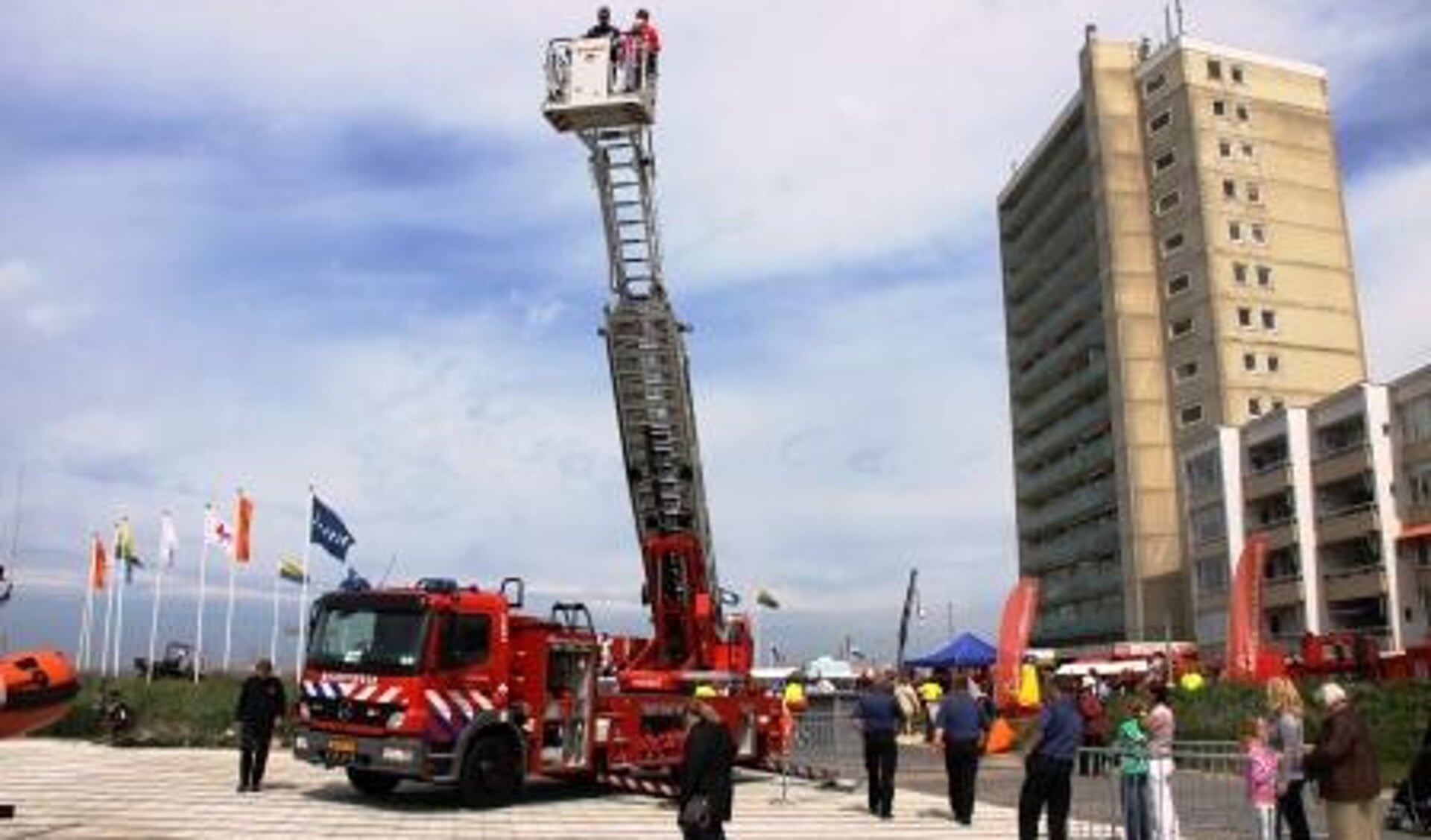Ladderwagen brandweer wordt wegbezuinigd