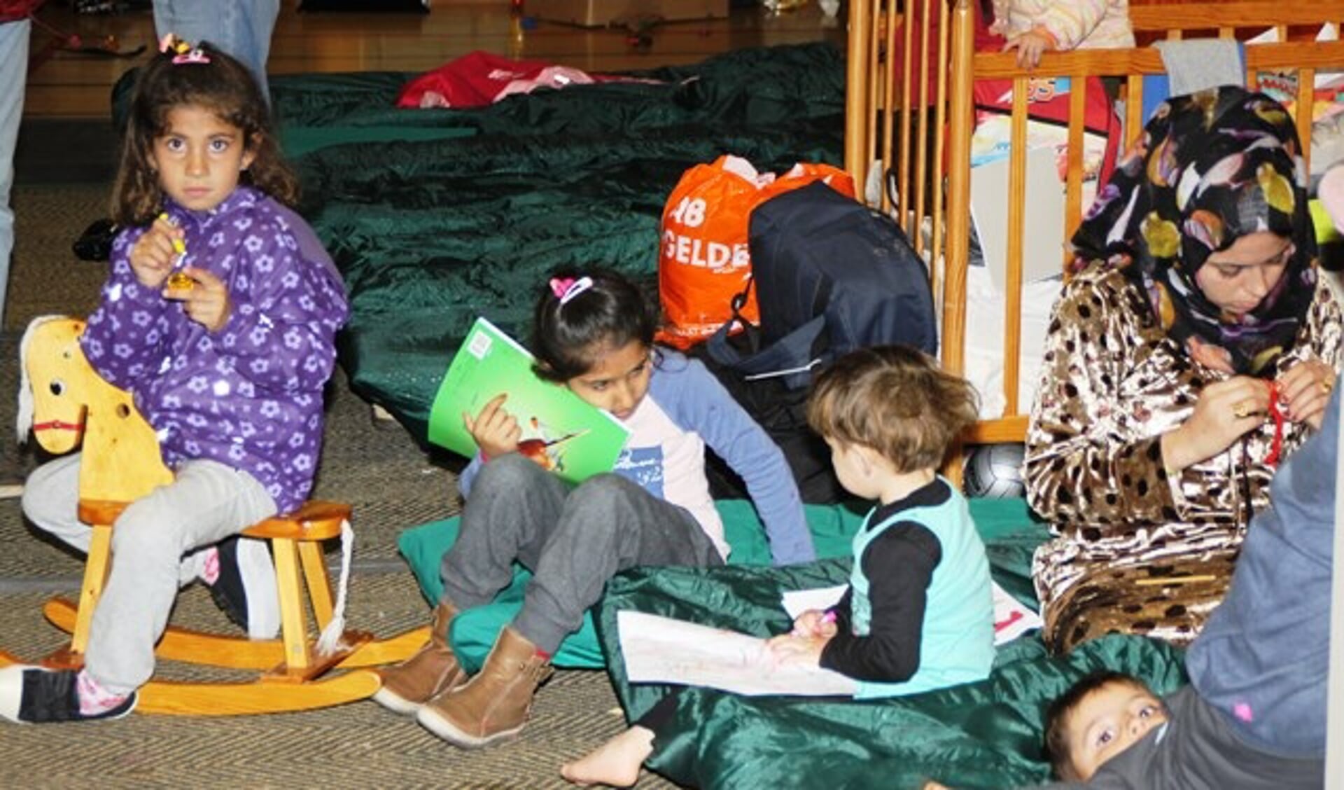 Vluchtelingen halve dag extra in Zandvoort