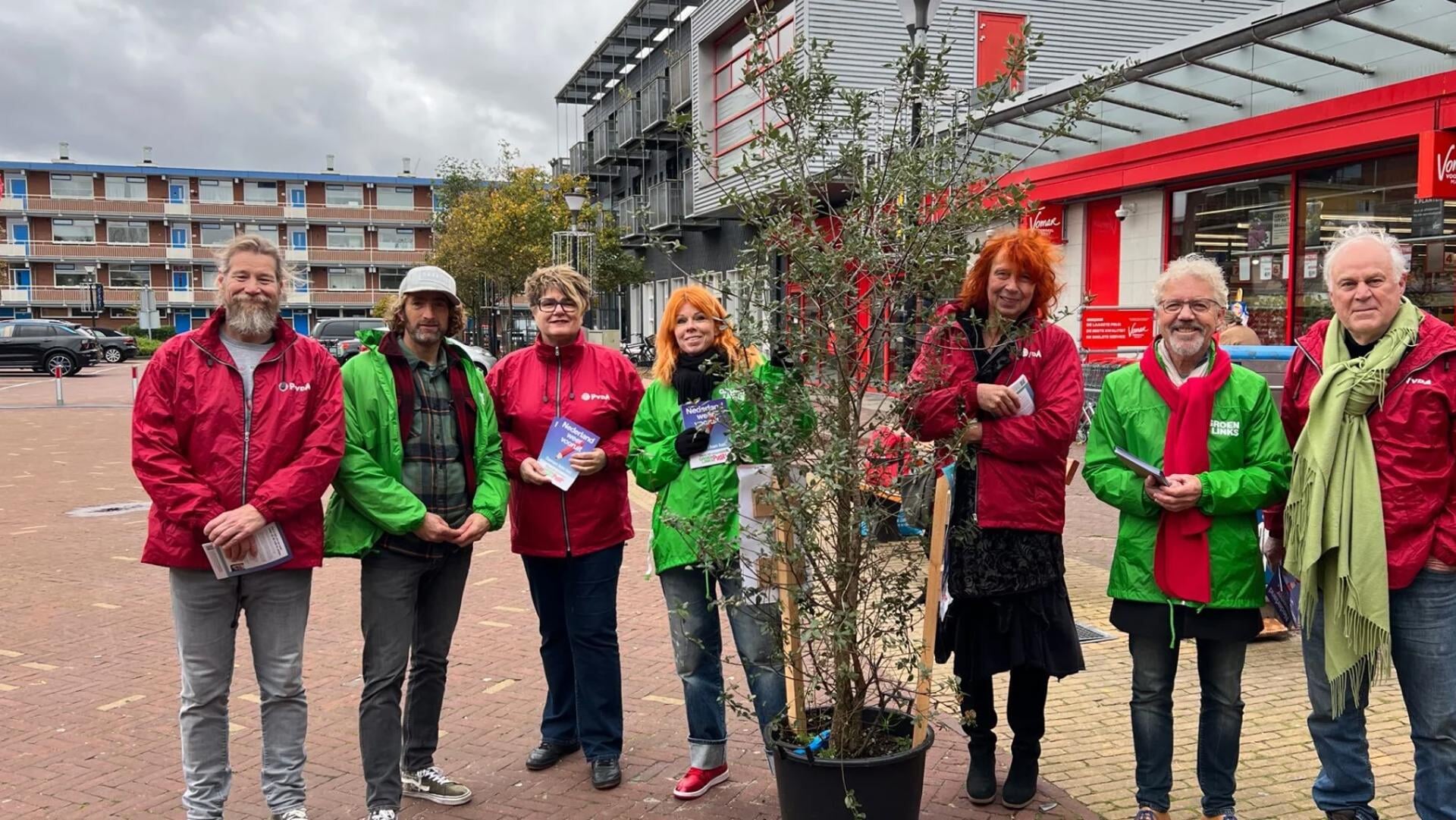 PvdA en GroenLinks nemen boom 'Willem' mee op campagne