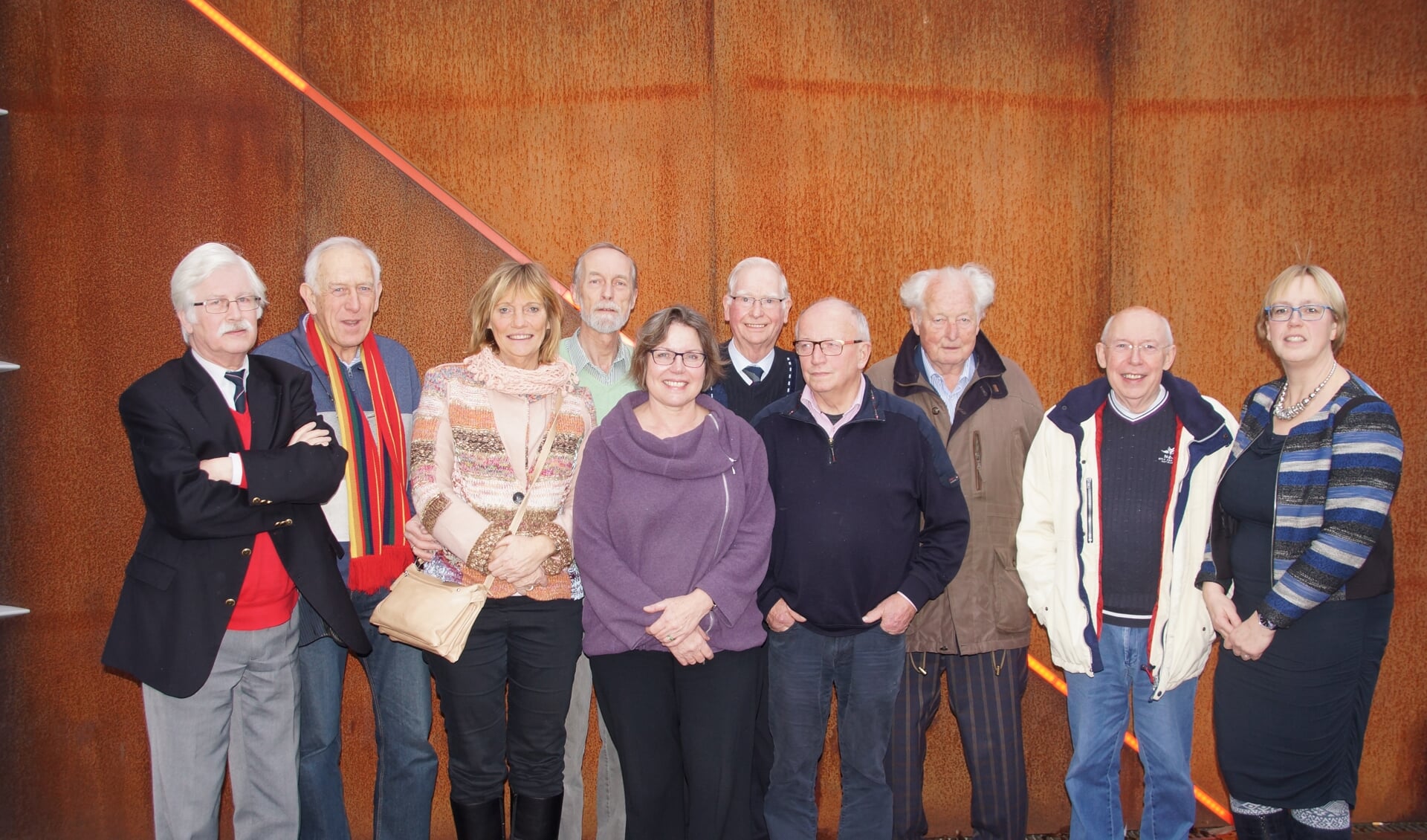 Comité  70 jaar  Bevrijding Warnsveld en leden van het dagelijks bestuur van de Dorpsraad.