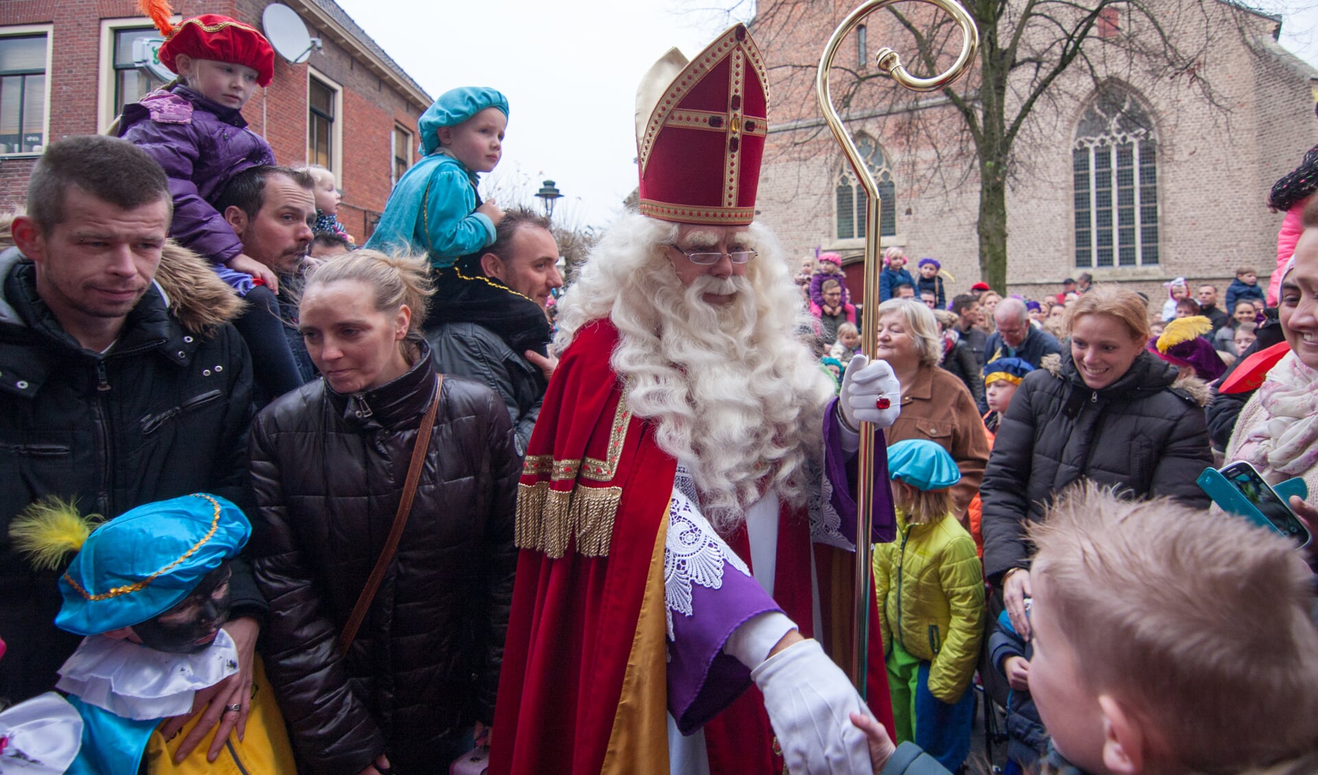 Jammer genoeg kan de feestelijke intocht van Sint dit jaar niet doorgaan. Foto: Kyra Broshuis/archief Achterhoek Nieuws