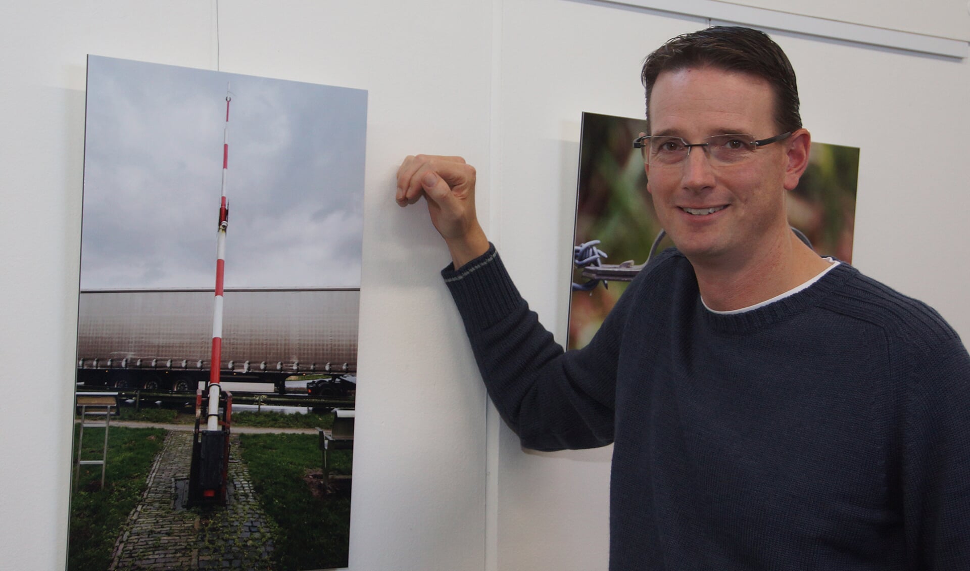 Jeroen de Jong, winnaar in de categorie volwassenen met zijn winnende foto. Foto: Frank Vinkenvleugel