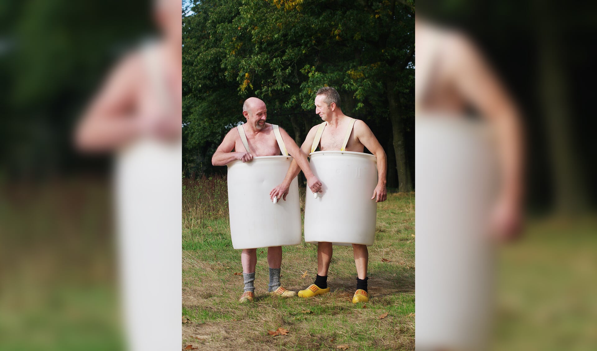 Leo en Gerard tappen 'Uit een ander vaatje'. Foto: Gerjo te Linde