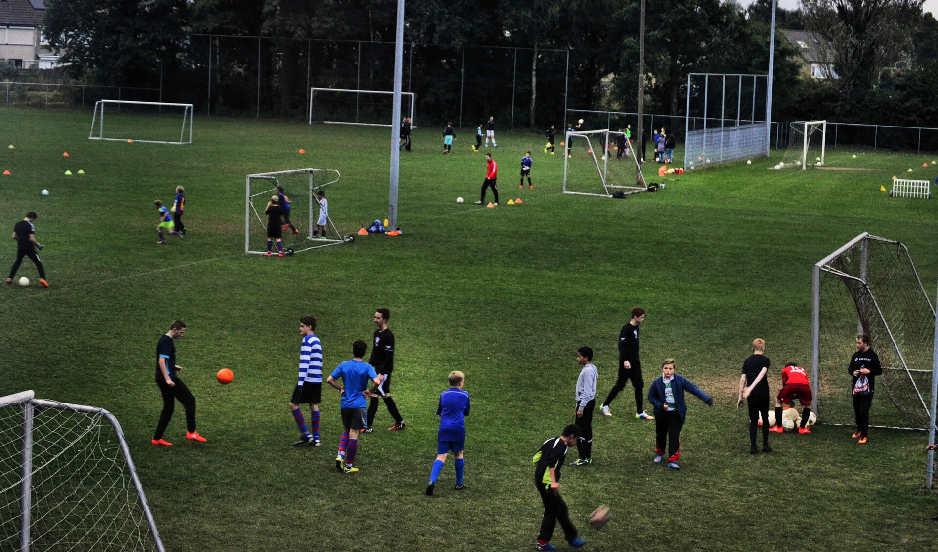 Trainingen op het sportcomplex 't Oerseveld in Ulft. Foto: PR
