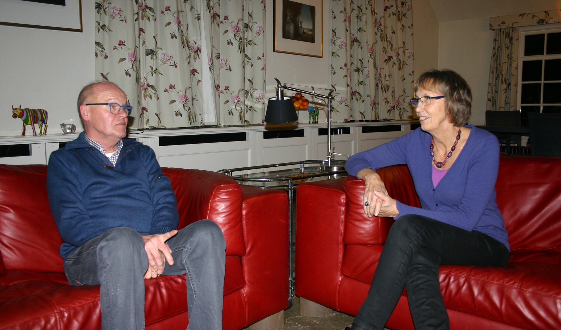In gesprek met Niek Willemsen en Laura Stork van St. Noodhulp. Foto: Jan Knoef