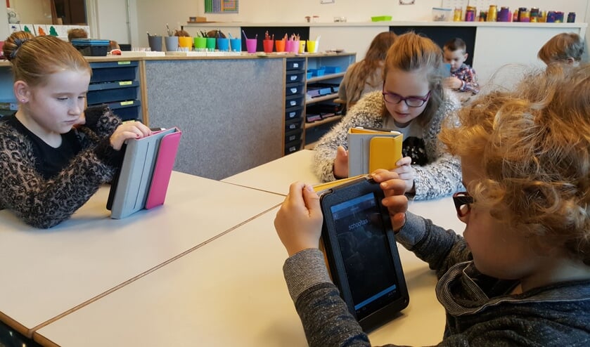 De leerlingen werken met Snappet op hun eigen niveau. Foto: PR