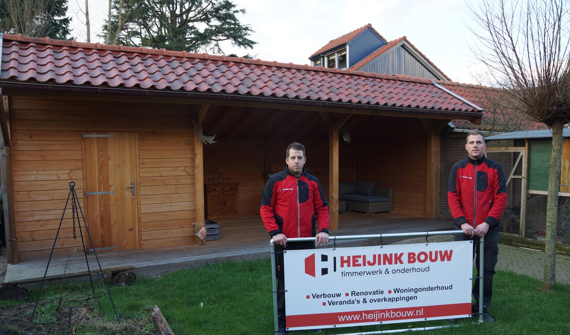 Op de achtergrond een kapschuur van Douglas hout, gerealiseerd door Heijink Bouw uit Zutphen. Foto: PR