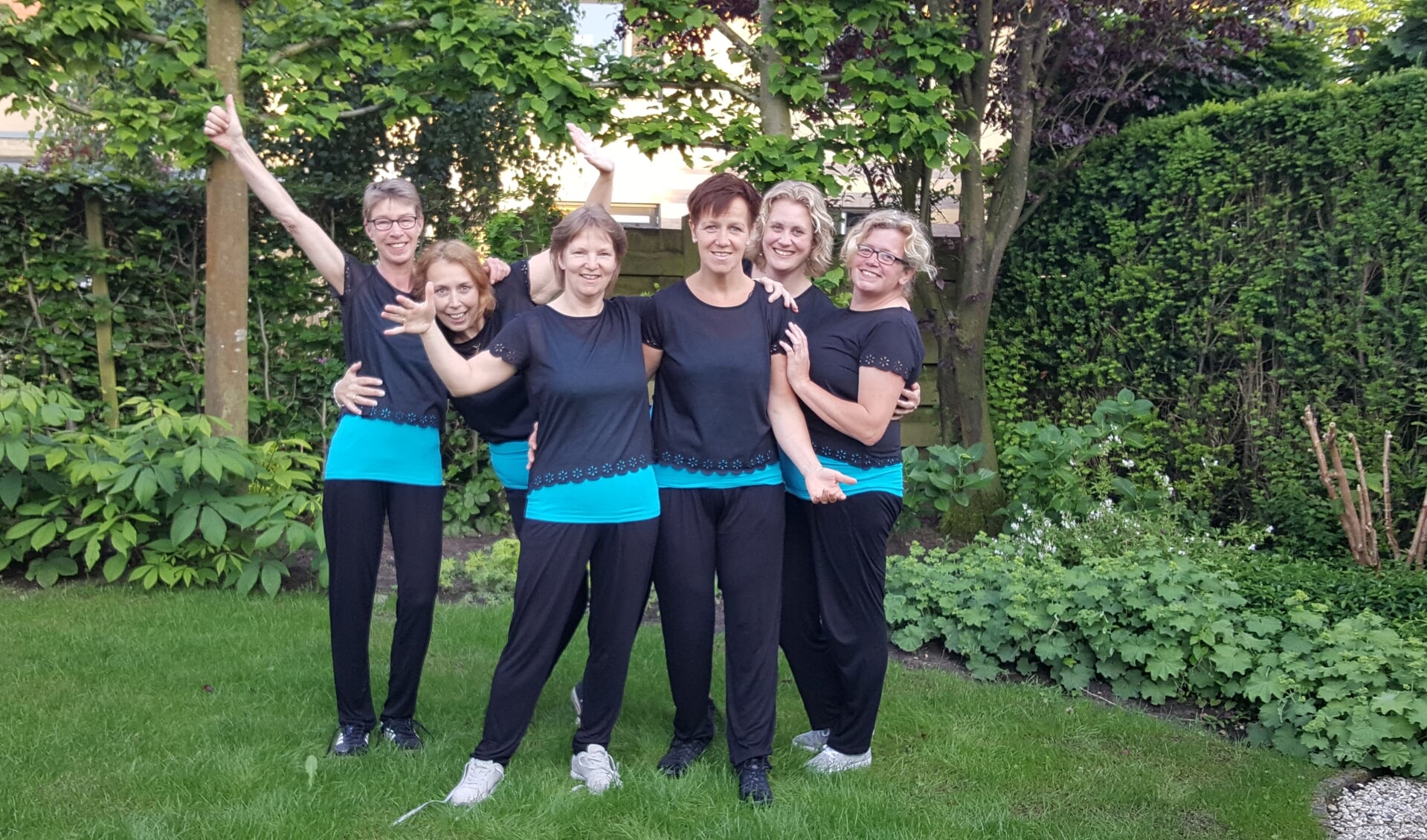 Majorettes van weleer doen weer mee aan de optocht. Foto: Birgitta Maas