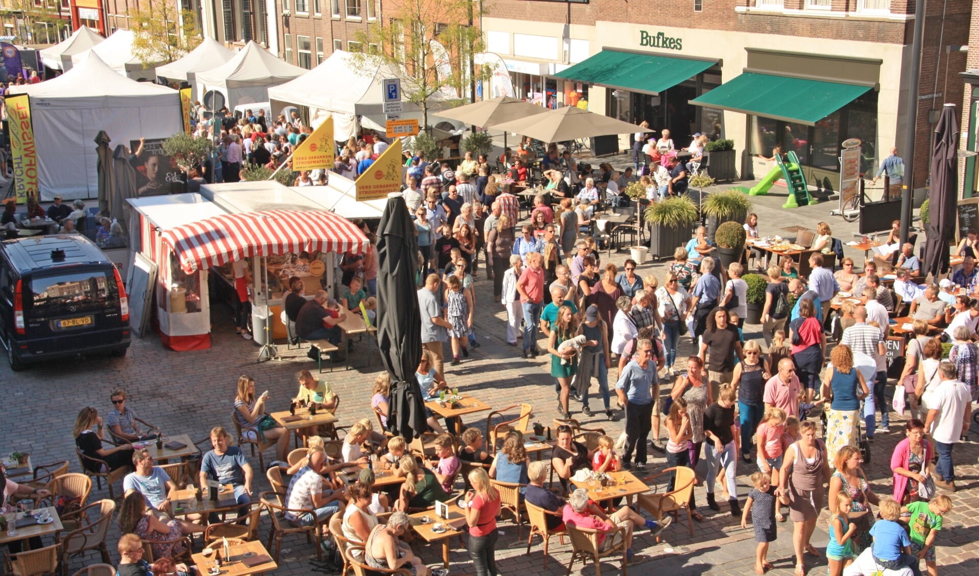 Publiek kwam in grote getale naar Chocoladefestival Zutphen. Foto: Achterhoekfoto.nl/Marja Sangers-Bijl