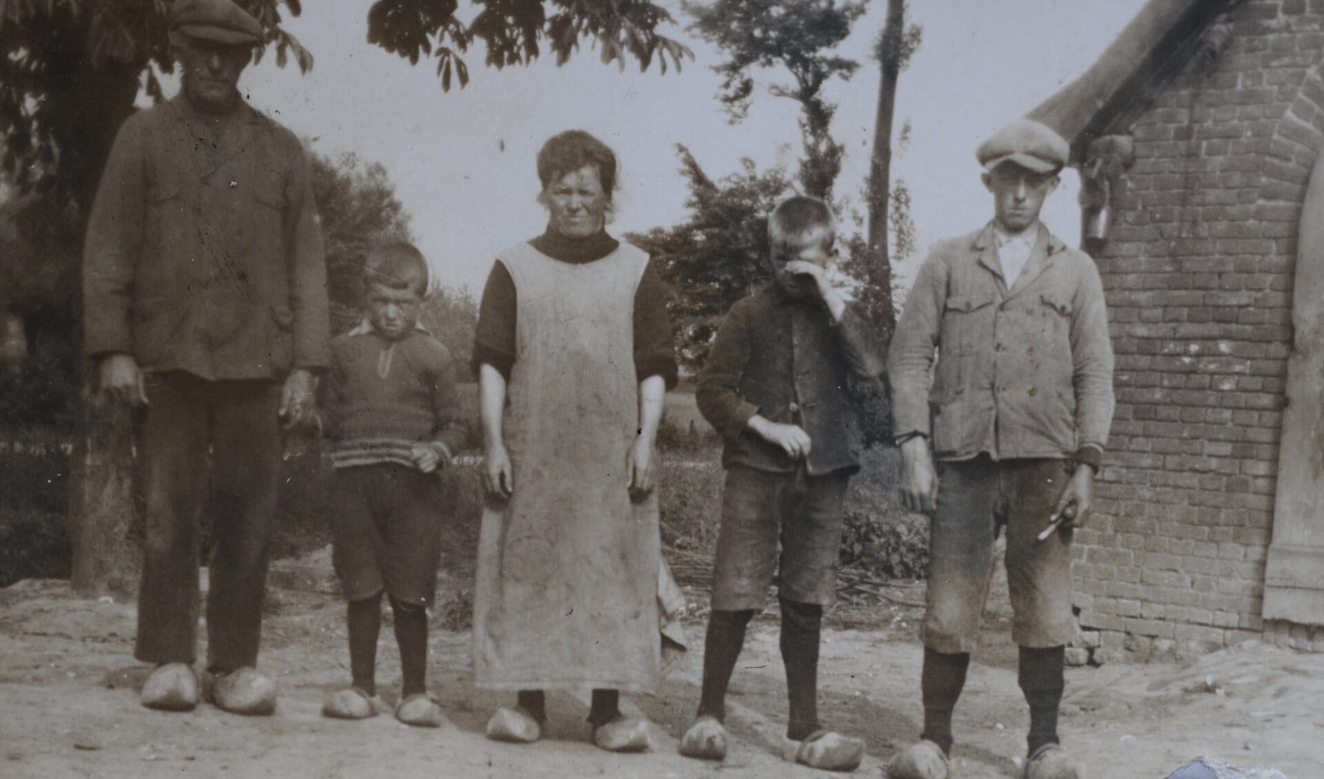 Albert Salemink met zijn gezin rond 1920. Foto: PR