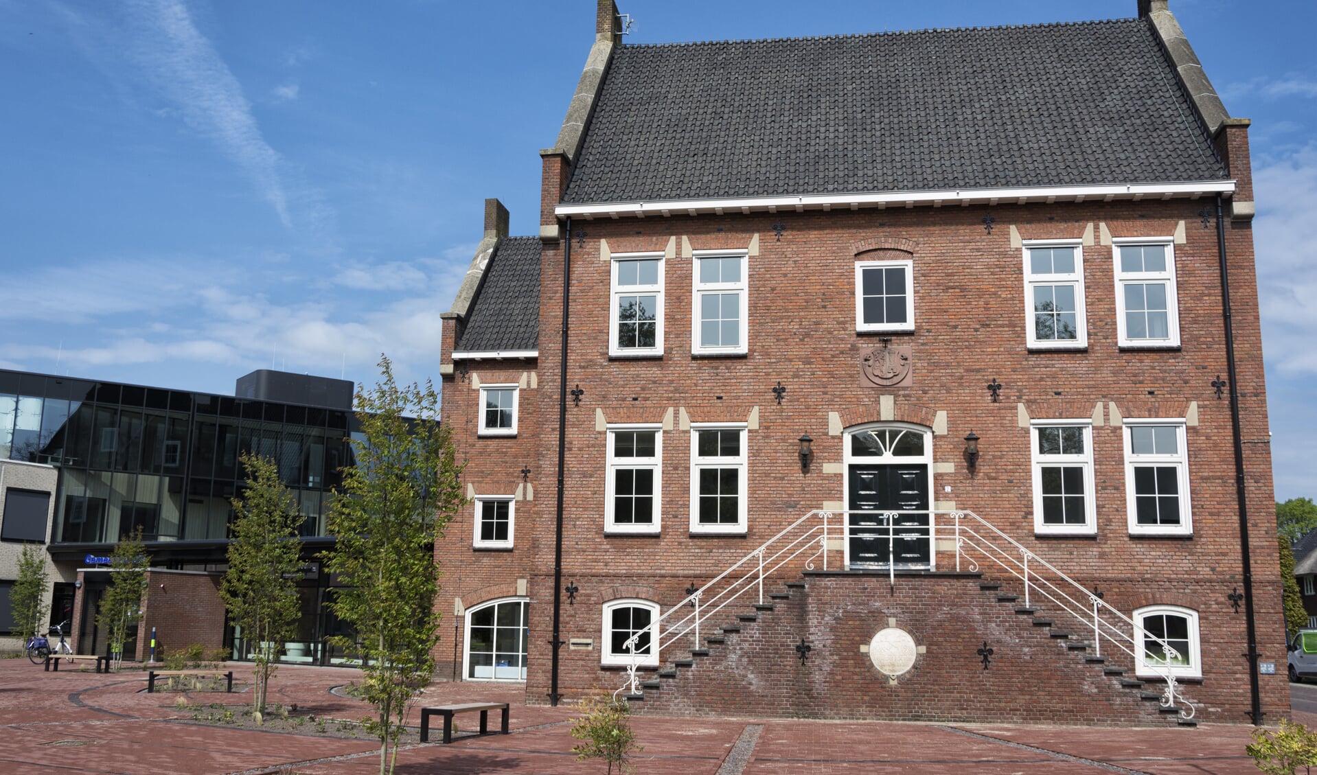 Het gemeentehuis van Oost Gelre. Foto: Bram Wassink/archief Achterhoek Nieuws