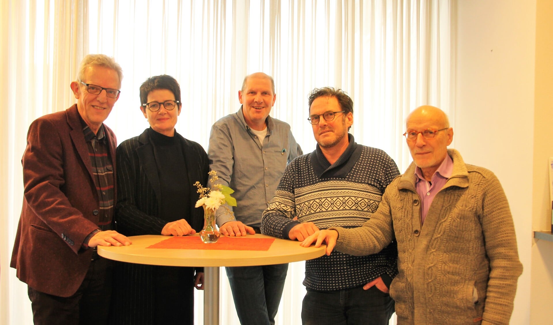 Van links af Hans Winters, Els Grevers, Hans Hinkamp, Kees van de Beek en Alfons Liesker. Foto: Lydia ter Welle