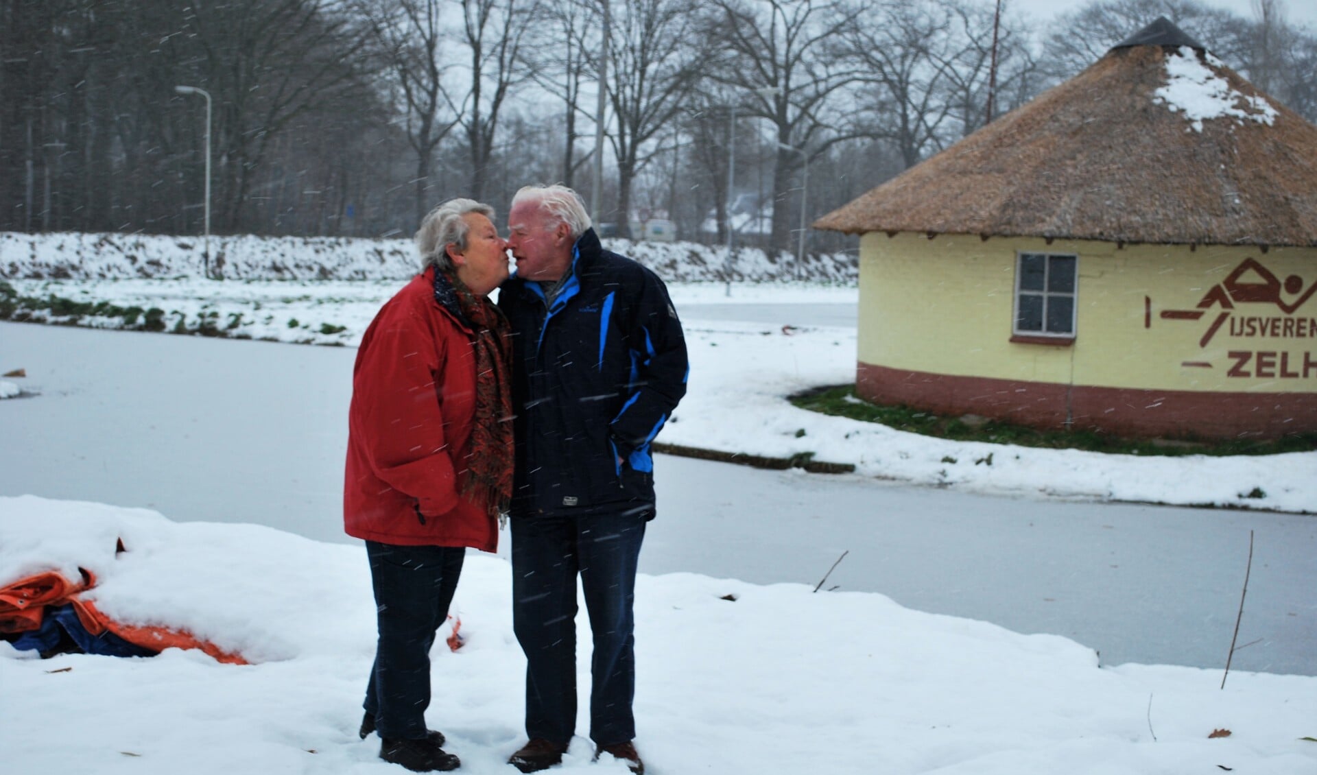Greta en Jan Eelderink op de plek waar het allemaal begon. Foto: Margreet Nusselder