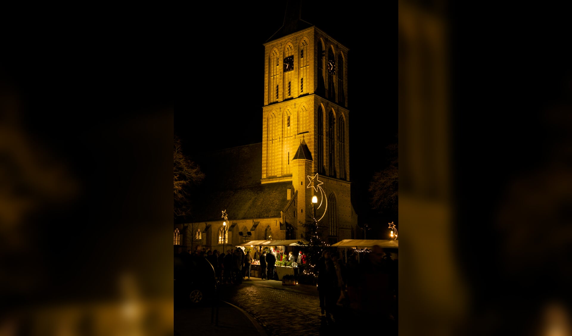 Het Winters Pleinenfeest wordt wederom rondom de kerk gehouden. Foto: Achterhoekfoto.nl/Rob Karstens