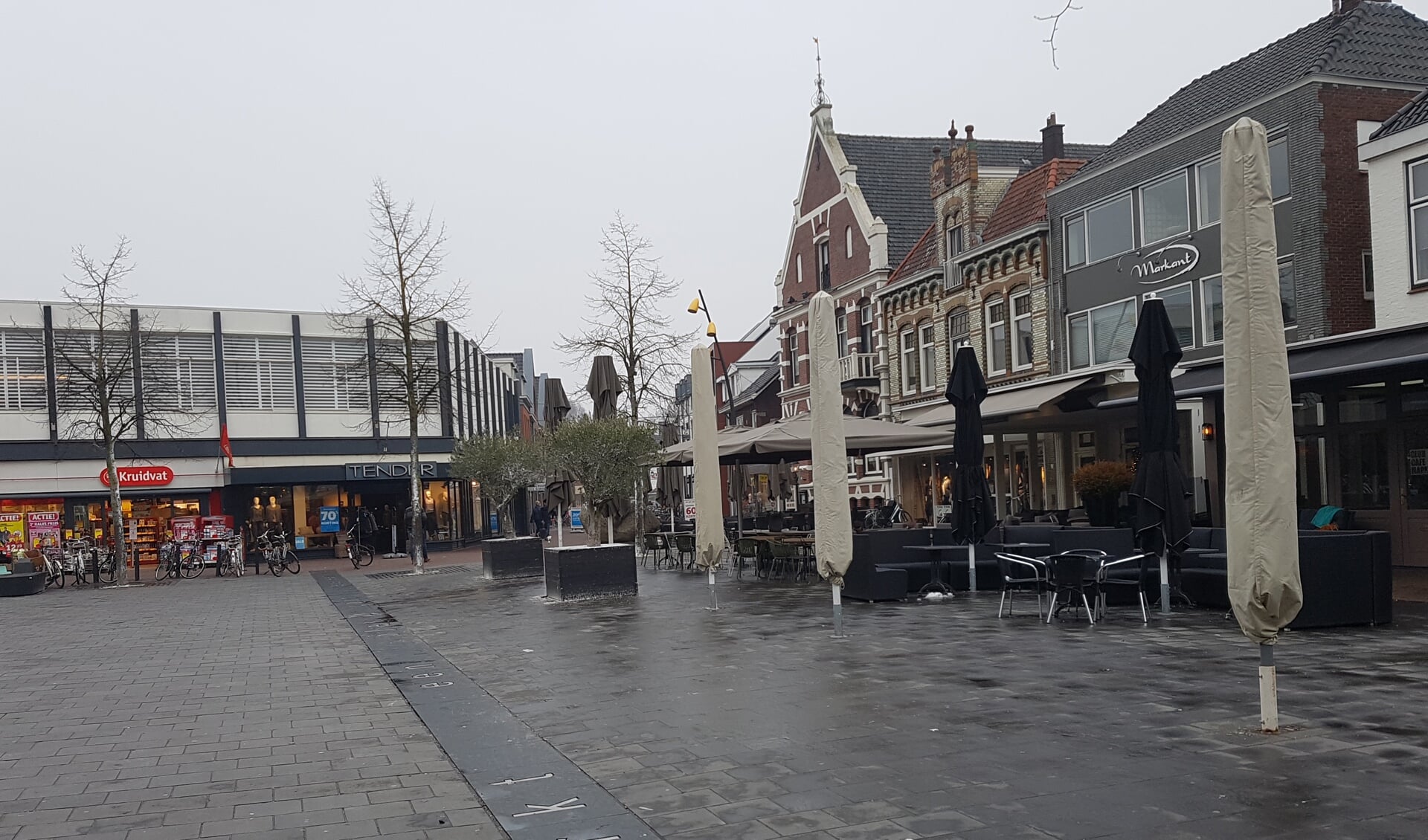 de Markt van Lichtenvoorde waar, volgens het plan van de gemeente, het in de komende jaar steeds drukker zal worden. Foto: Kyra Broshuis
