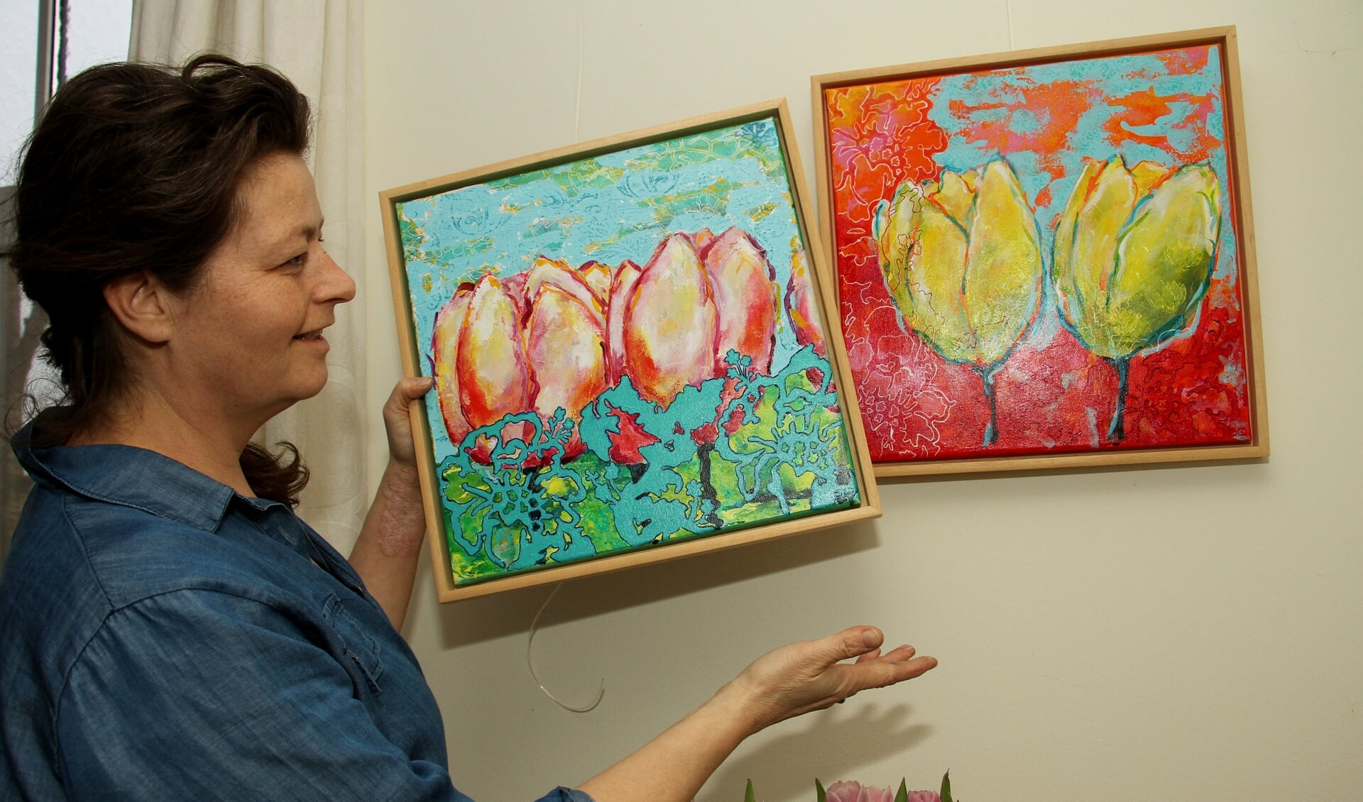 Sigrid Verbruggen exposeert ook kleurrijke tulpen. Foto: Liesbeth Spaansen