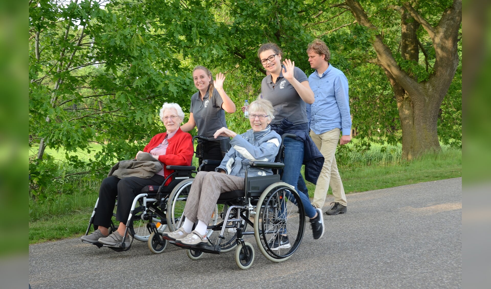 Tijdens de Roll-over ontmoeten jong en oud elkaar. Foto: Achterhoekfoto.nl/Paul Harmelink