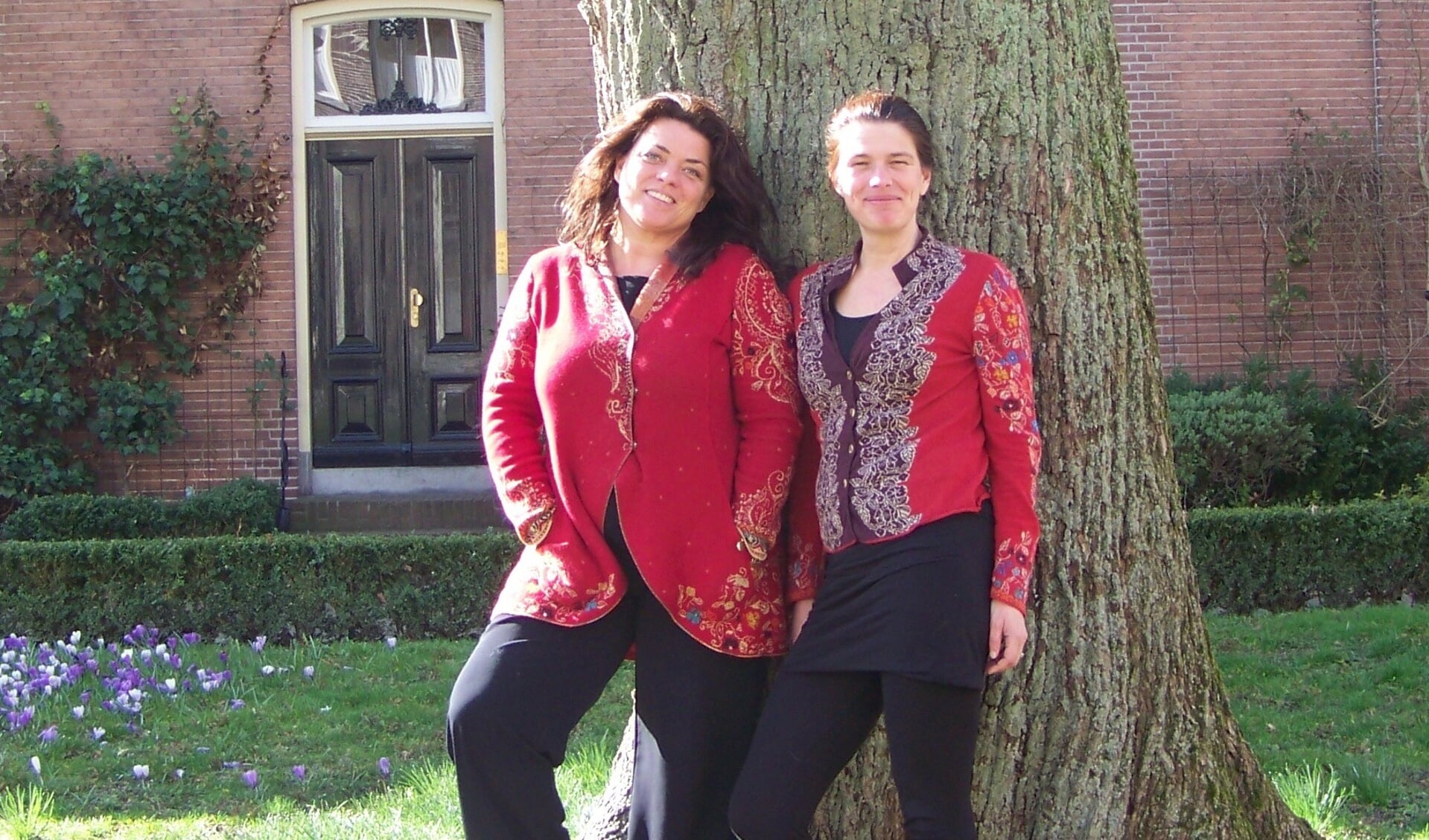 De initiatiefneemsters van de petitie Eva Vosdingh Bessem en Karina Schwencke (r). Foto: Anouk Plantinga
