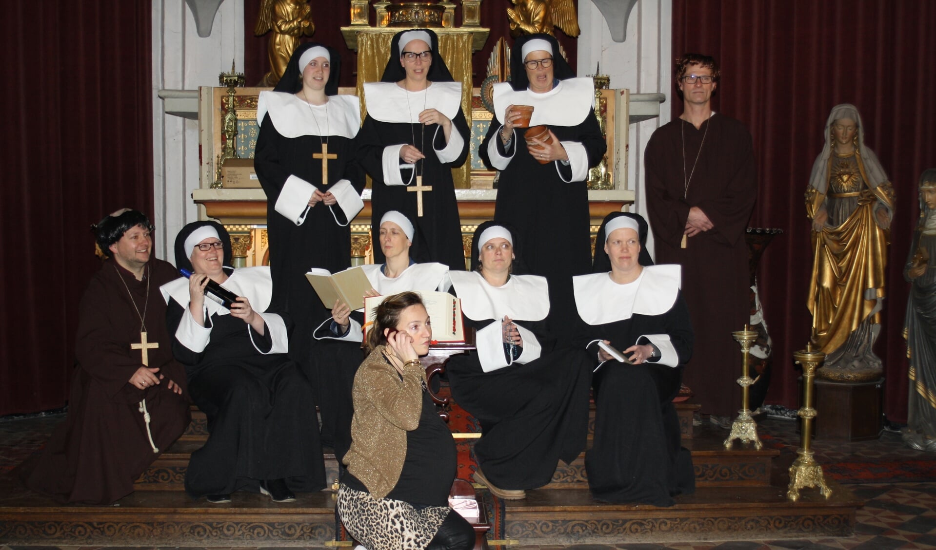 'De toneelgroep 'Krato in het klooster. Foto: PR.