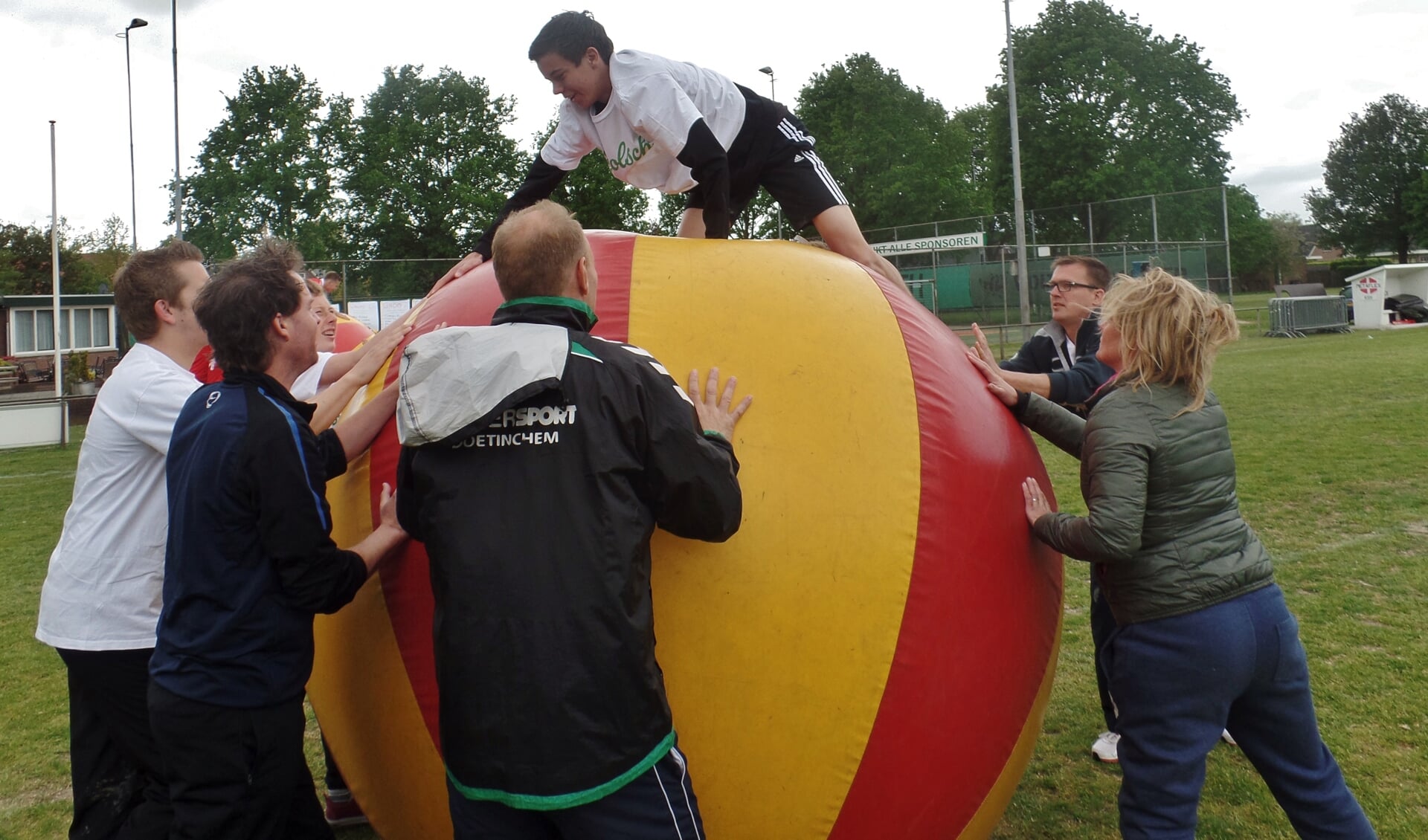 De Tienkamp is altijd weer hilarisch. Foto: PR