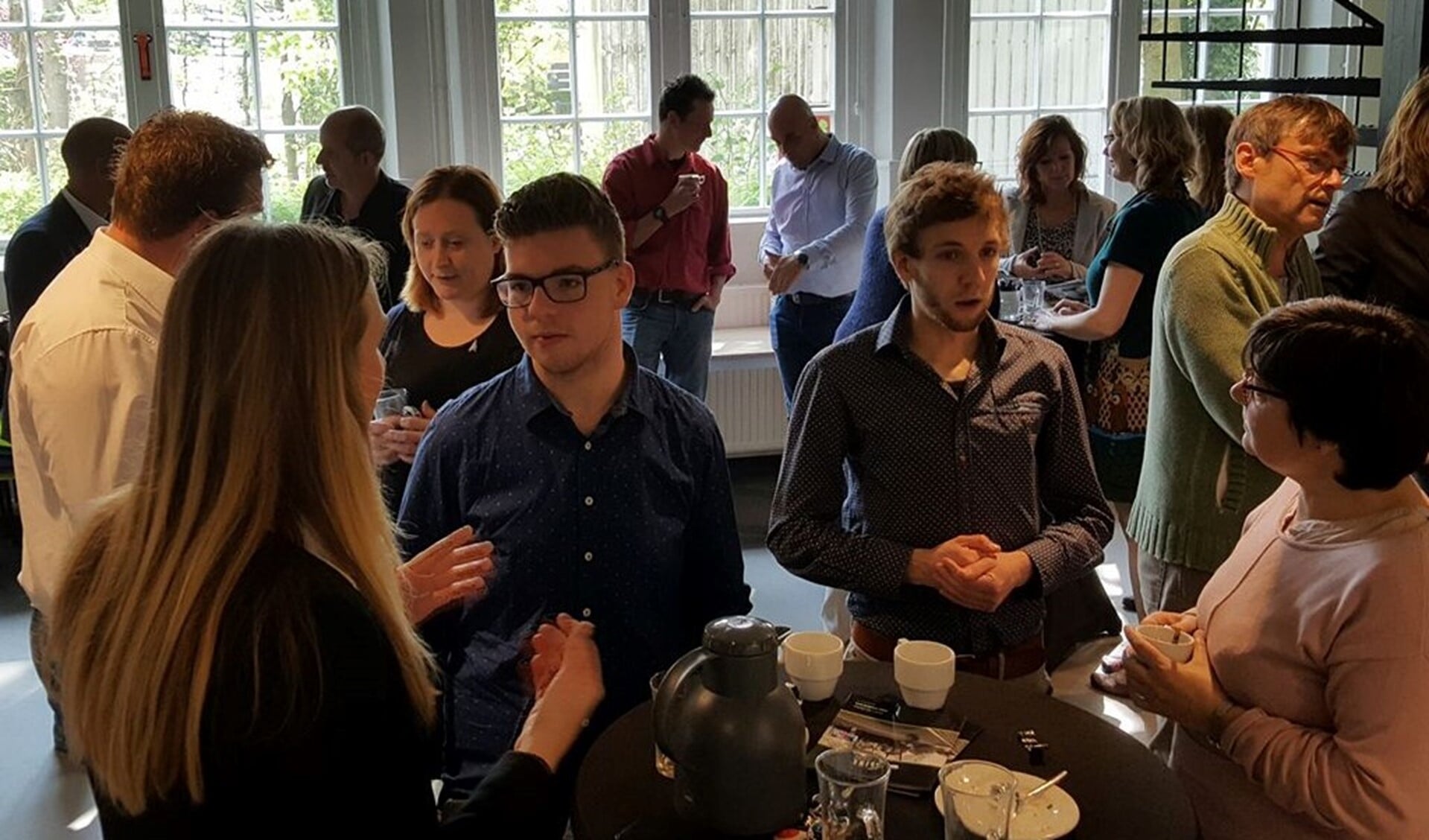 Sfeerbeeld van een bijeenkomst van de Open Coffee Oost Achterhoek. Foto: archief Achterhoek Nieuws