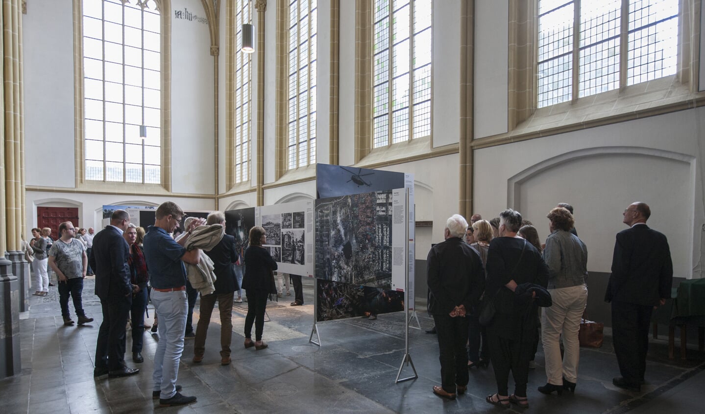 Vorig jaar bezochten ruim 10.000 mensen World Press Photo 16 in Zutphen. Foto: Patrick van Gemert/Zutphens Persbureau