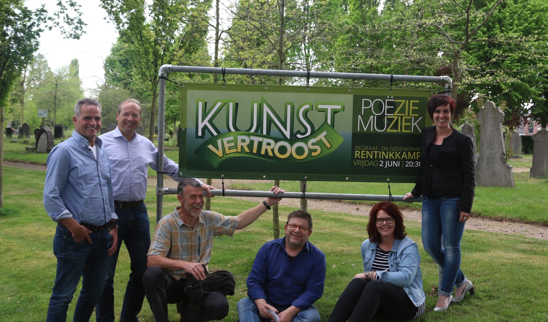 De vrijwilligers Wim Lammers, Jarik de Graaff, Hennie Dalenoord, Bert Scheuter, Ina Overbeek en Sonja Vink. Foto: Erik Dalenoord