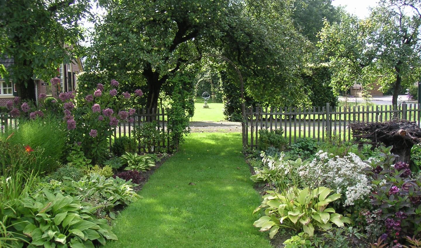 Tuinliefhebbers stellen hun tuinen open voor bezoekers. Foto: PR