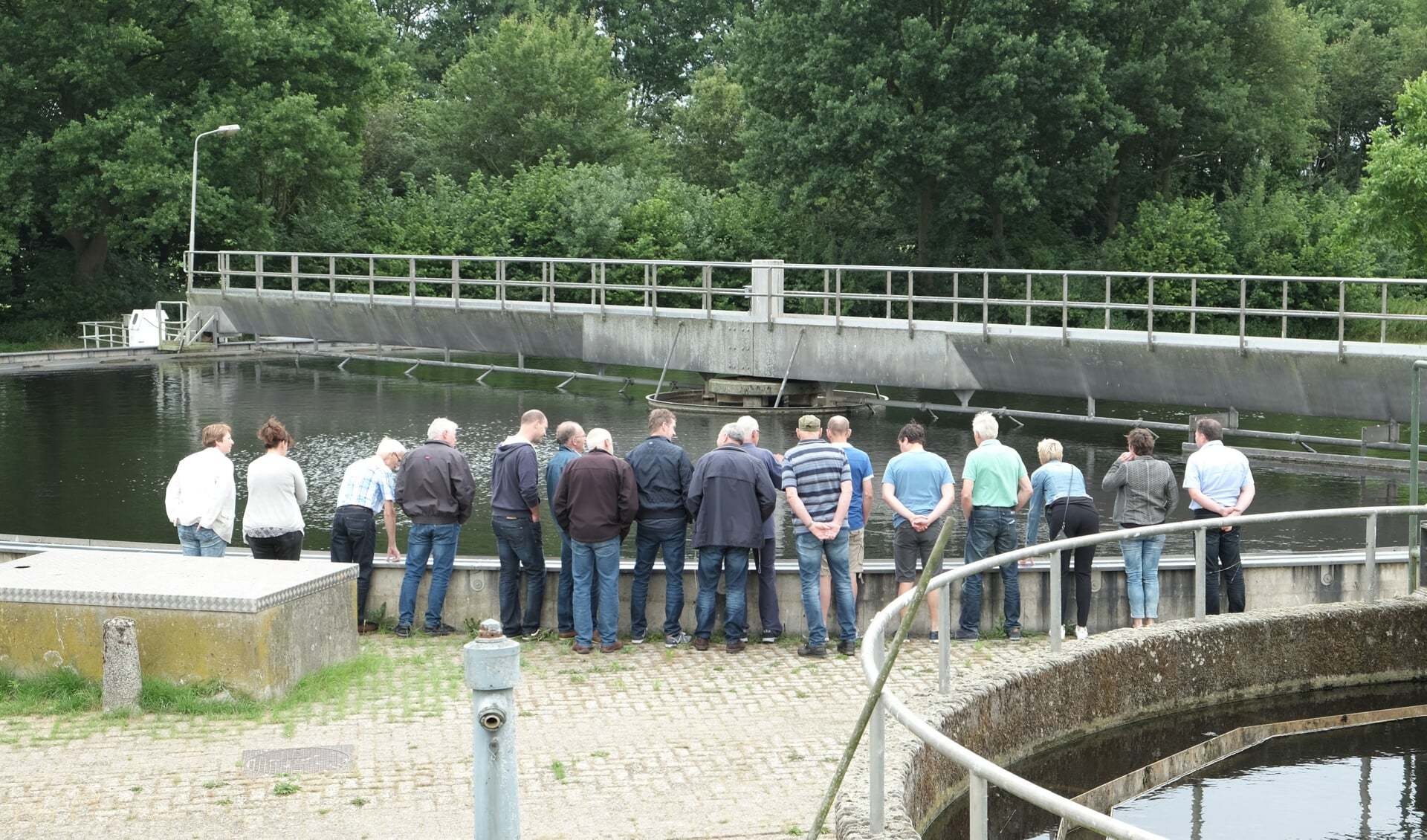 Ondernemers uit Vragender op bezoek bij Rioolwaterzuivering Lichtenvoorde. Foto: PR