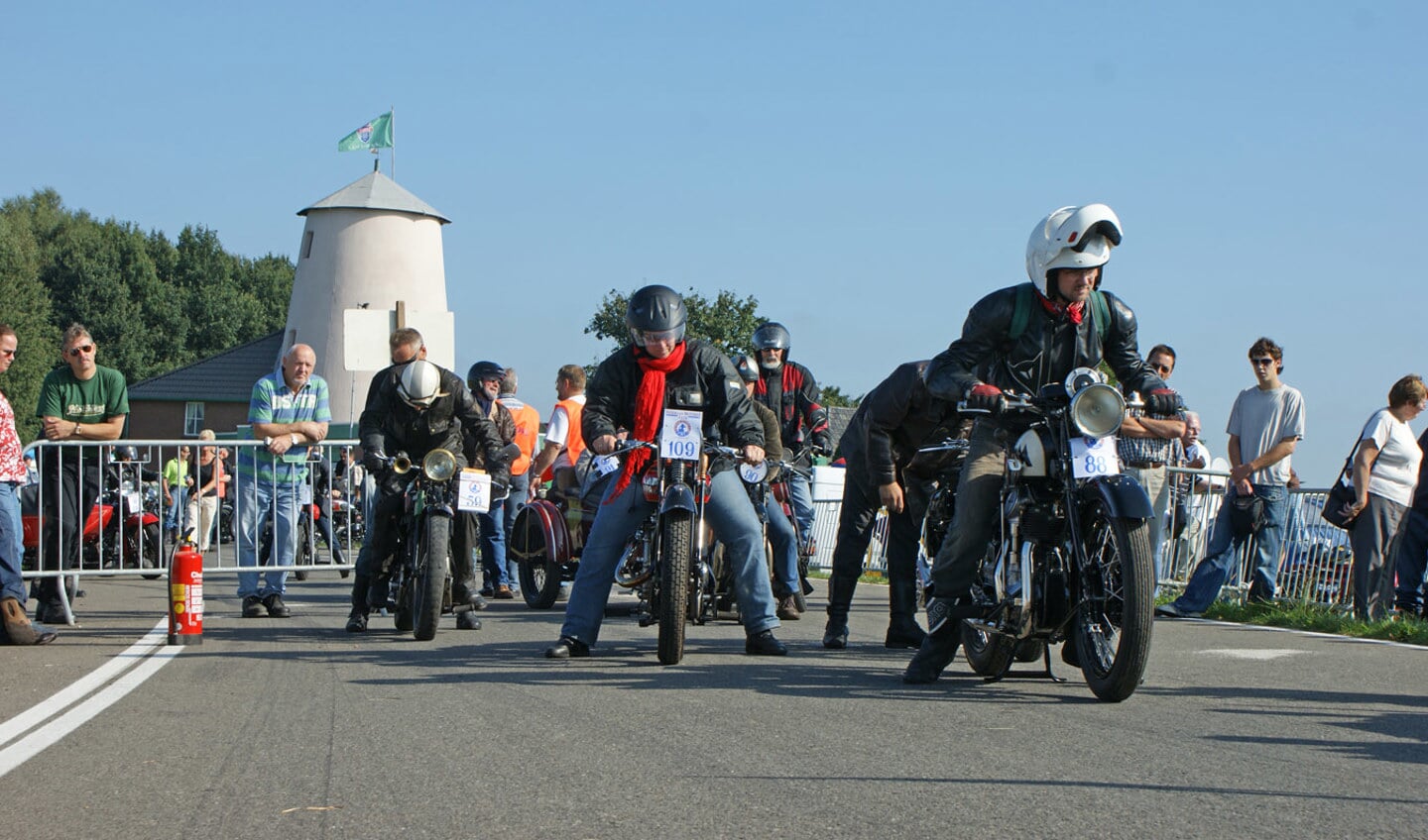 Int. Hengelo Rally voor Historische Motorfietsen bij HAMOVE. Foto: PR