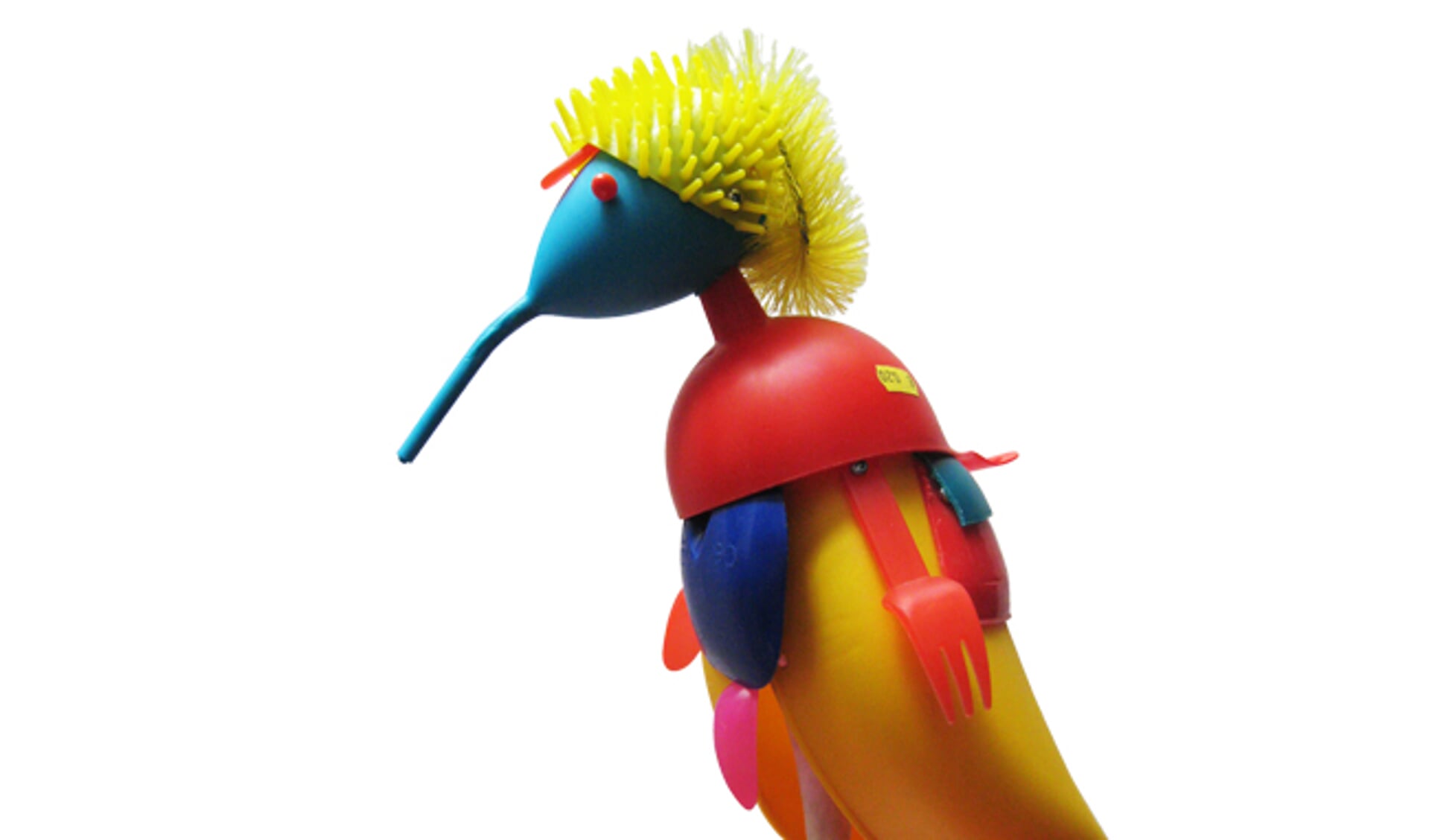 Kunstwerk 'Vogel' gemaakt van plastic afvalmateriaal. Foto: PR
