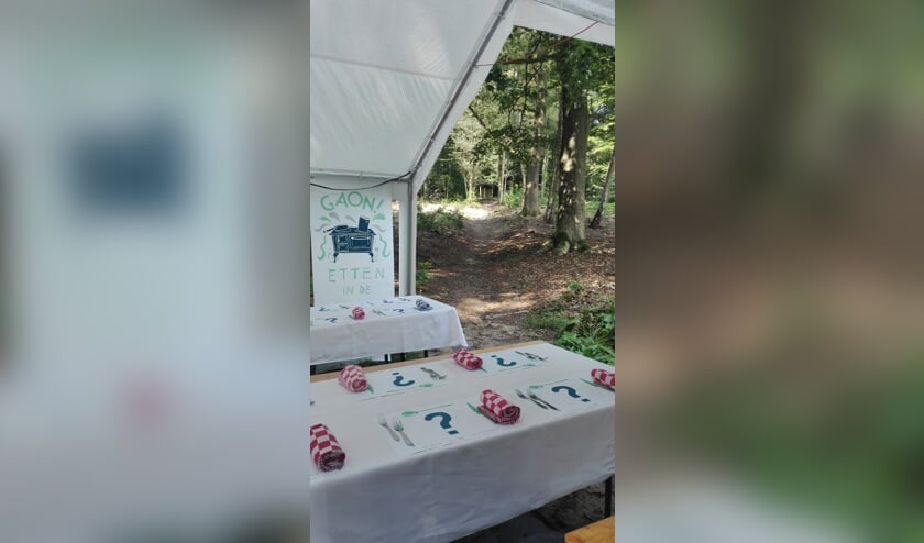 Gaon Etten streek neer bij het zichtkoepeltje op de Kalenberg. Foto: PR