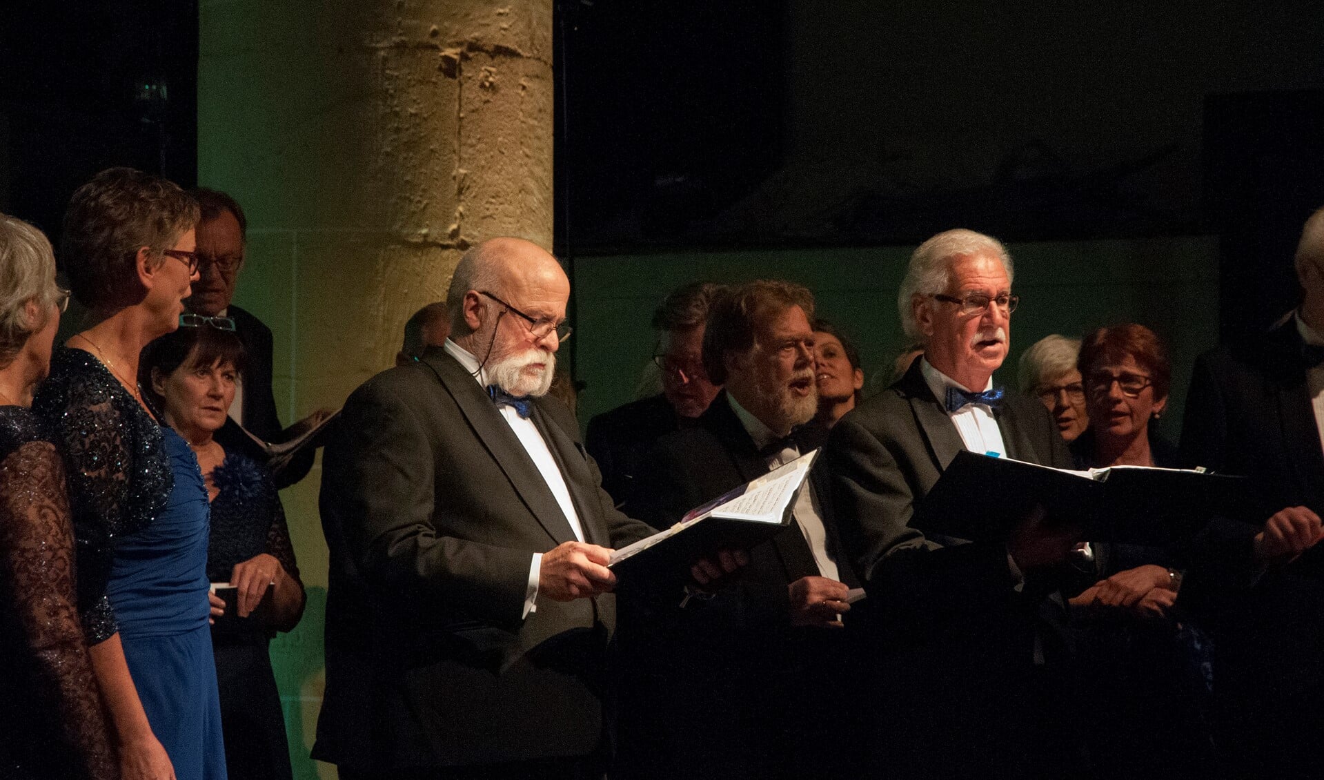Classic WM tijdens Viva l'Opera in Groenlo, met solist Albert Dik (r). Foto: Marinus ter Horst