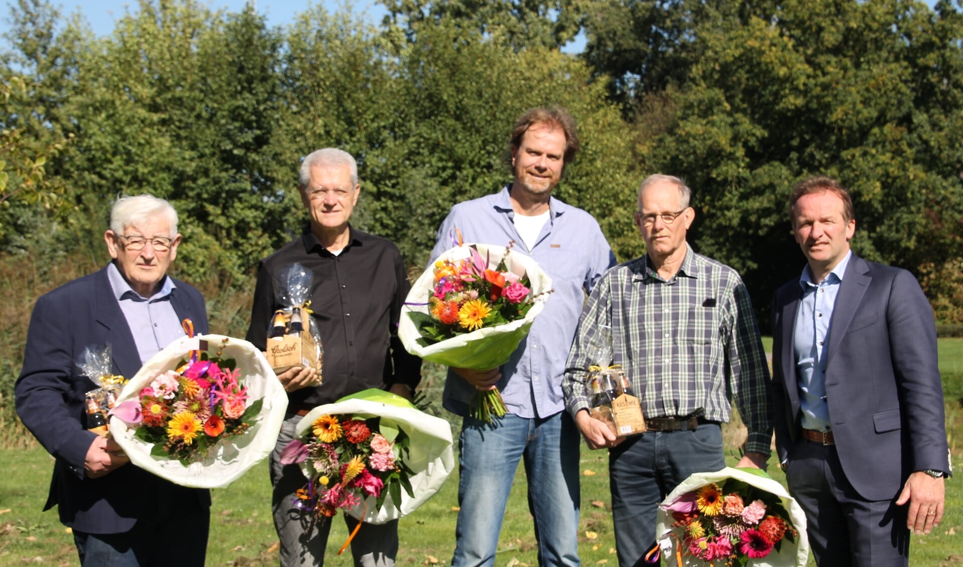 Vlnr: Henk Hanselman, Ben Rendering, Godfried Nijs, Nic Adema en Jumbo-ondernemer Pascal Bennink. Foto: Annekée Cuppers