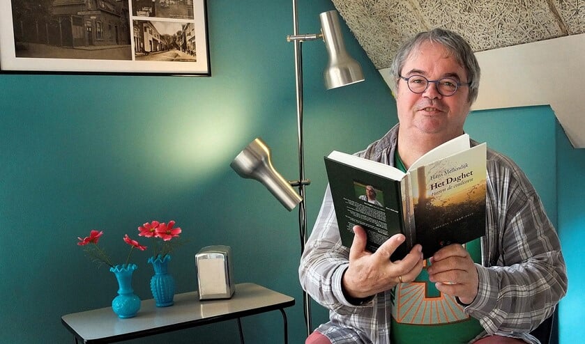 Hans Mellendijk presenteert op 27 oktober het boek Het daghet tussen de coulissen. Foto: Miriam Szalata