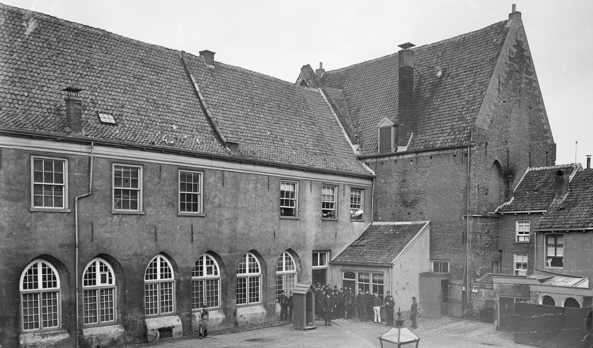 Het Broederenklooster rond 1890. Foto: Regionaal Archief Zutphen