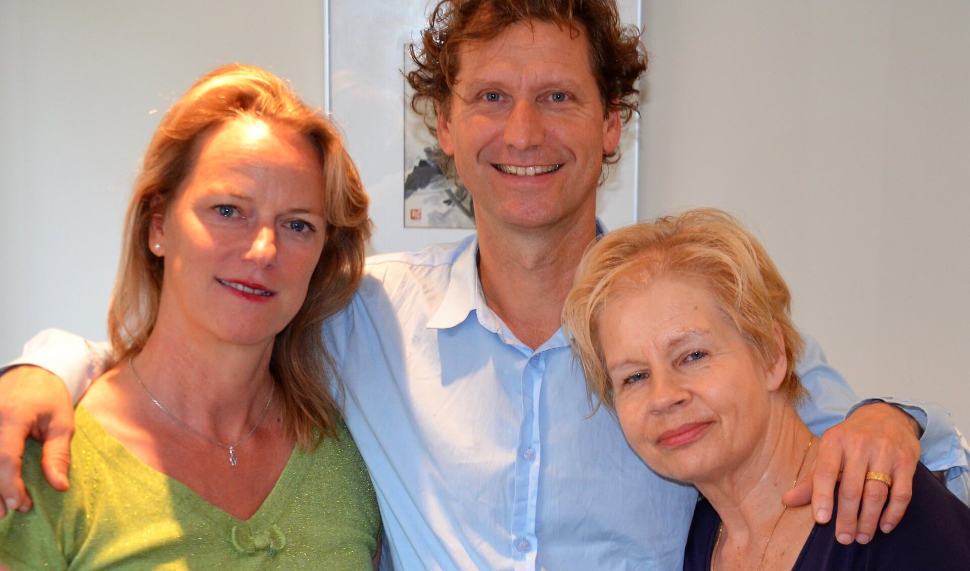 Els van der Waard, Emile van der Peet en Elizabeth Scarlat. Foto: PR